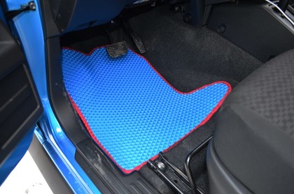 Коврики на Suzuki Jimny IV 2018 - 2025 в Ижевске
