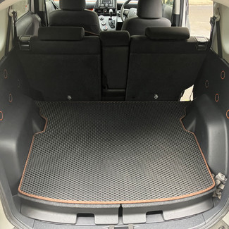 Коврики на Toyota Sienta II 2015 - 2022 в Ижевске