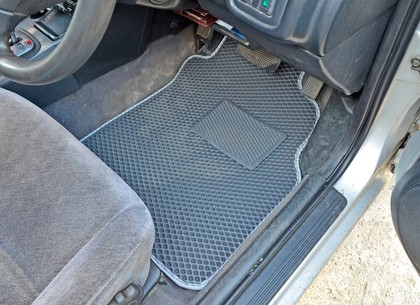 Ворсовые коврики на Nissan Primera (P11) 1996 - 2002 в Ижевске
