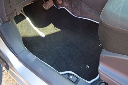 Коврики на Toyota Yaris II 2005 - 2011 в Ижевске