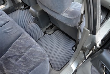 Коврики на Mitsubishi Galant VIII 1996 - 2005 в Ижевске