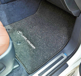 Коврики на Toyota Land Cruiser 200 2007 - 2021 в Ижевске