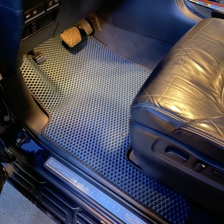 Коврики на Infiniti QX80 2013 - 2025 в Ижевске