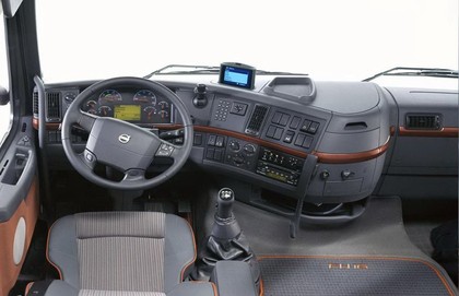 Коврики на Volvo FH II (FH12, FH13, FH16) 2001 - 2012 в Ижевске