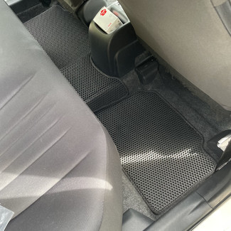 EVA коврики на Toyota Yaris IV 2019 - 2025 в Ижевске