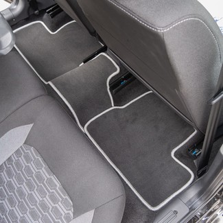 Коврики на Lada (ВАЗ) Granta 2011 - 2025 в Ижевске