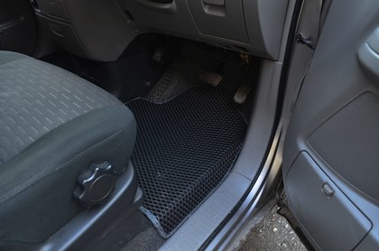 Ворсовые коврики на Toyota Noah (R60) 2001 - 2007 в Ижевске