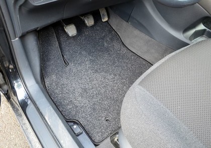 Коврики на Toyota Auris I 2006 - 2012 в Ижевске
