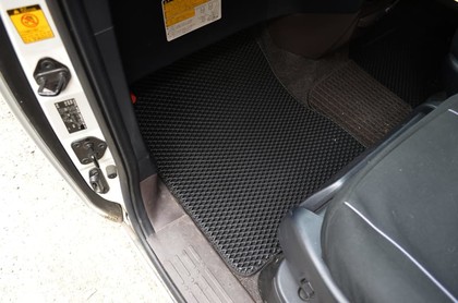 Коврики на Toyota Porte II 2012 - 2020 в Ижевске