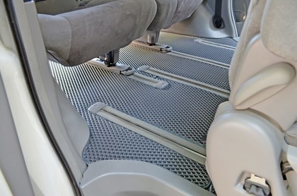 Ворсовые коврики на Toyota Alphard (H10) 2002 - 2008 в Ижевске