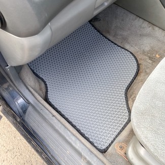 Коврики на Mitsubishi Diamante II 1995 - 2005 в Ижевске