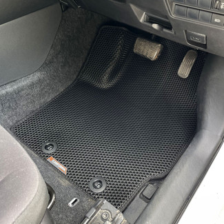 Коврики на Toyota Yaris Cross 2020 - 2025 в Ижевске