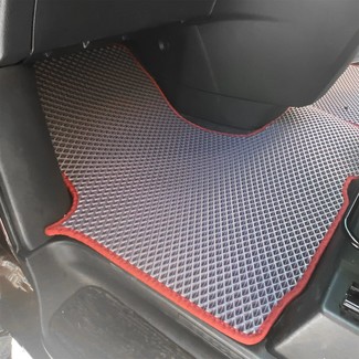 Коврики на Toyota Vellfire (H20) 2008 - 2015 в Ижевске