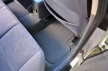EVA коврики на Toyota Avensis I 1997 - 2002 в Ижевске