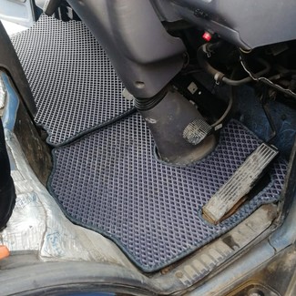 Коврики на Nissan Atlas (F23) 1992 - 2007 в Ижевске