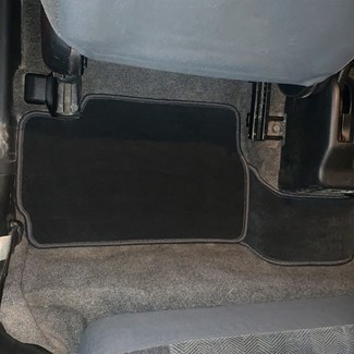 Коврики на Mitsubishi Pajero iO 1998 - 2007 в Ижевске