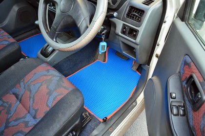 Коврики на Nissan Kix 2008 - 2012 в Ижевске