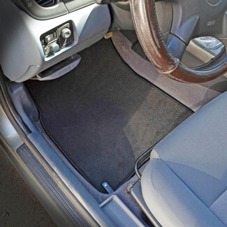 Ворсовые коврики на Nissan Almera 2 (N16) 2000&nbsp;-&nbsp;2006 в Ижевске