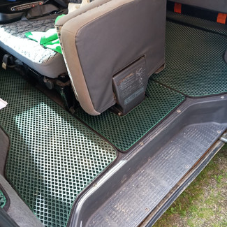 Коврики на Mitsubishi Delica 3 1986 - 1999 в Ижевске
