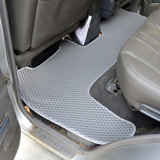 Коврики на Toyota Land Cruiser 70 2006 - 2025 в Ижевске