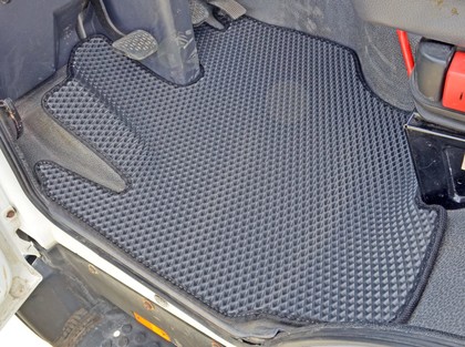Коврики на Mercedes 814 1983 - 1998 в Ижевске