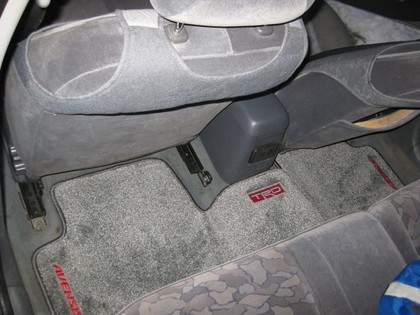EVA коврики на Toyota Avensis I 1997 - 2002 в Ижевске