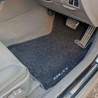 Ворсовые коврики на Toyota Mark II Wagon Blit 2002 - 2007 в Ижевске