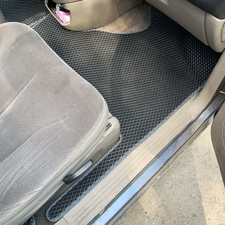 Коврики на Dodge Caravan (RG) 2000 - 2007 в Ижевске