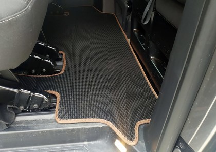 Коврики на Volkswagen Caravelle (T6) 2015 - 2019 в Ижевске