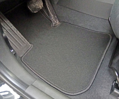Коврики на BMW X1 (F48/F49) 2015 - 2022 в Ижевске