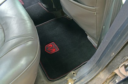 Коврики на Dodge Intrepid II 1997 - 2004 в Ижевске