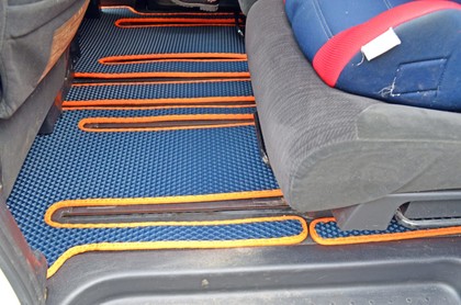 Коврики на Nissan Serena (C25) 2005 - 2010 в Ижевске