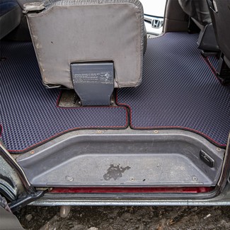 Коврики на Mitsubishi Space Gear 1994 - 2007 в Ижевске