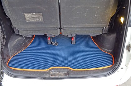 Коврики на Nissan Serena (C25) 2005 - 2010 в Ижевске