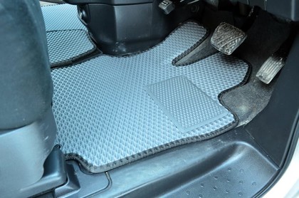 Коврики на Nissan Serena (C26) 2010 - 2016 в Ижевске