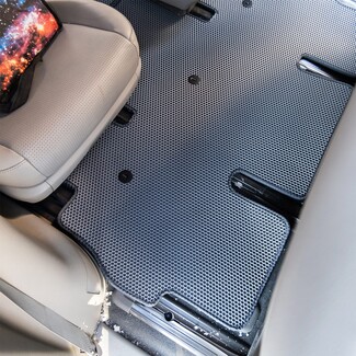 Ворсовые коврики на KIA Carnival III 9 мест и 11 мест 2014 - 2021 в Ижевске Ворсовые коврики на KIA Carnival III 9 мест и 11 мест 2014 - 2021 в Ижевске