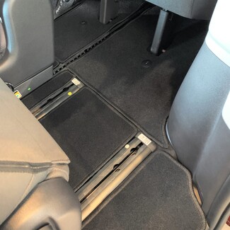 Ворсовые коврики на KIA Carnival IV 8 мест 2020 - 2026 в Ижевске Ворсовые коврики на KIA Carnival IV 8 мест 2020 - 2026 в Ижевске