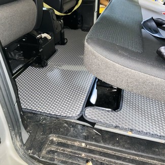 Коврики на Nissan NV200 2009 - 2025 в Ижевске