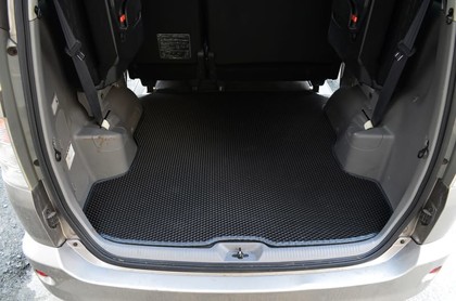 Ворсовые коврики на Toyota Noah (R60) 2001 - 2007 в Ижевске