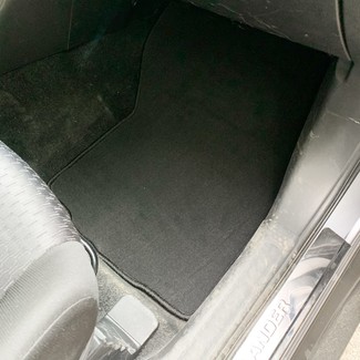 Коврики на Mitsubishi Outlander III 2012 - 2025 в Ижевске