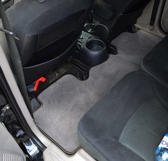 Коврики на Mitsubishi Grandis 2003 - 2009 в Ижевске