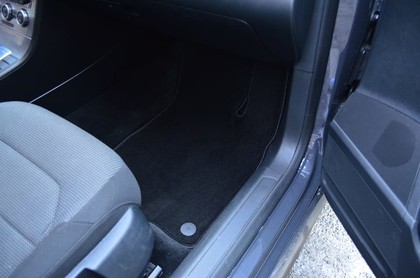 Коврики на Volkswagen Passat B6 2005 - 2011 в Ижевске