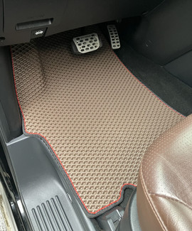 Ворсовые коврики на Hyundai H1 II 2007 - 2022 в Ижевске