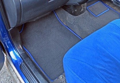 Коврики на Toyota Bb I 2000 - 2005 в Ижевске