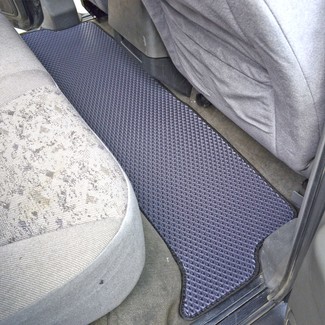 Коврики на Land Rover Discovery II 1998 - 2004 в Ижевске