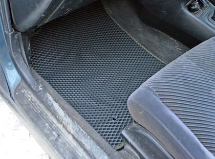 Коврики на Toyota Sprinter Marino 1992 - 1997 в Ижевске