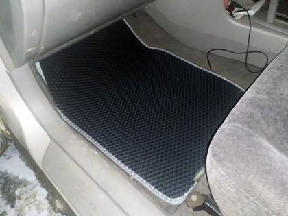 Коврики на Toyota Sprinter (E11) 1995 - 2000 в Ижевске
