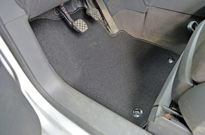 Коврики на Volkswagen Touran 2003 - 2015 в Ижевске