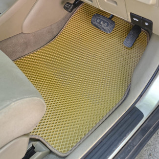 Коврики на Nissan Tiida (C11) 2004 - 2014 в Ижевске