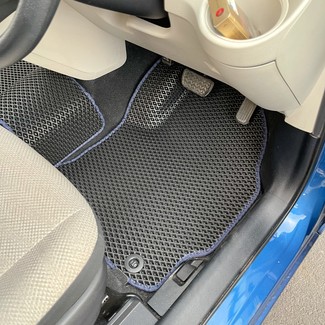 Коврики на Toyota Sienta II 2015 - 2022 в Ижевске